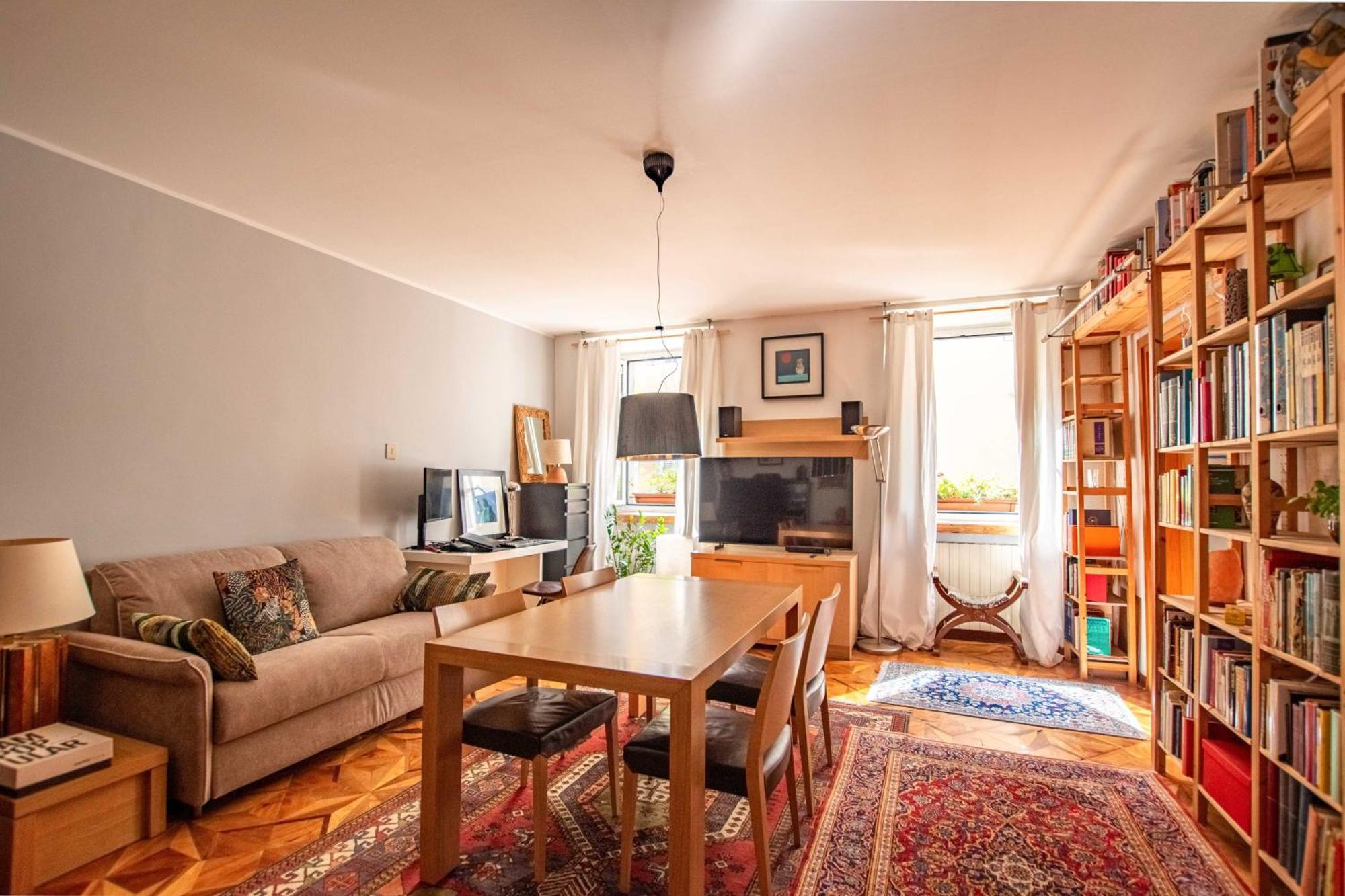 White Tower Guesthouse Trieste Bagian luar foto
