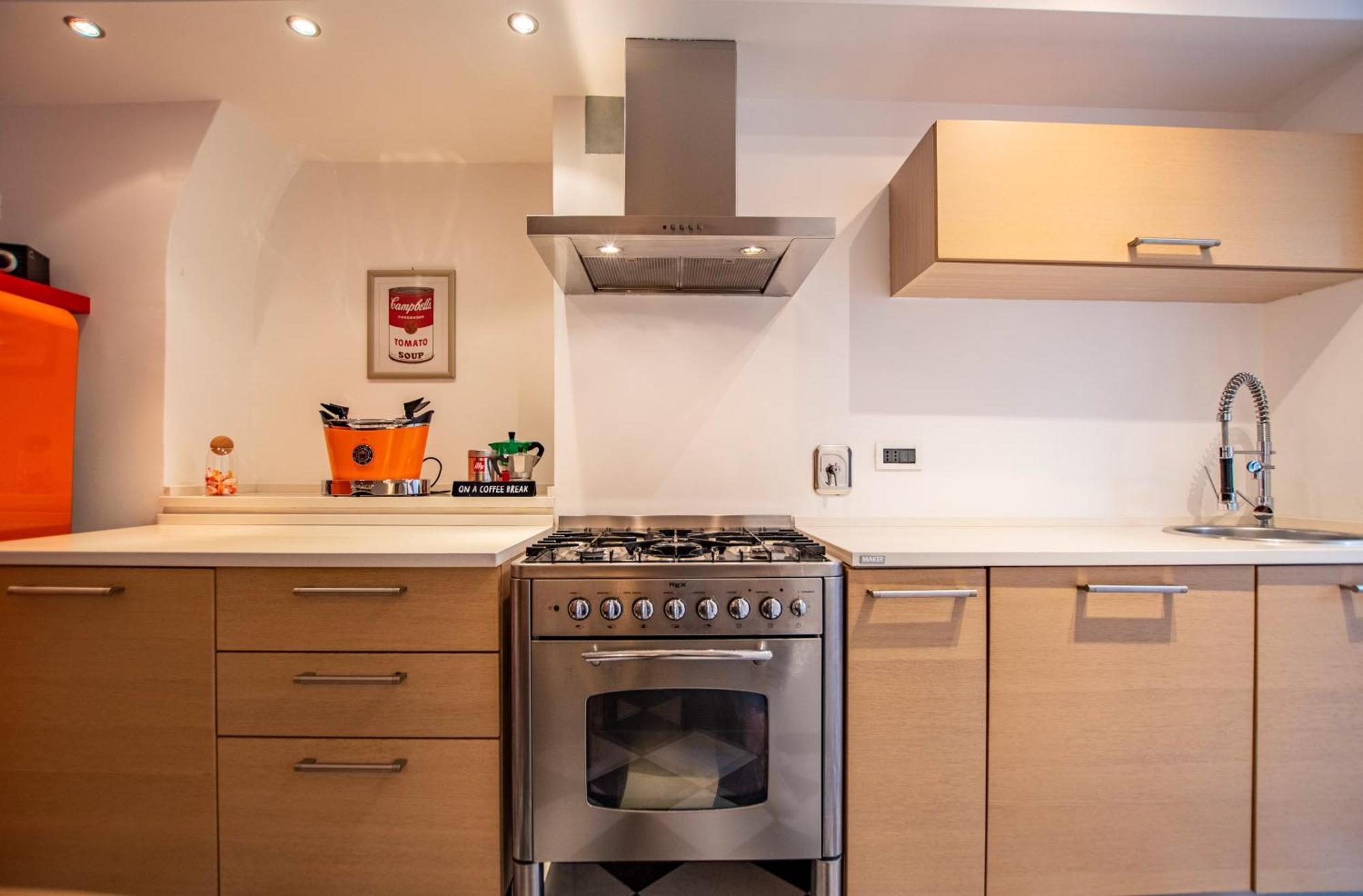 White Tower Guesthouse Trieste Bagian luar foto